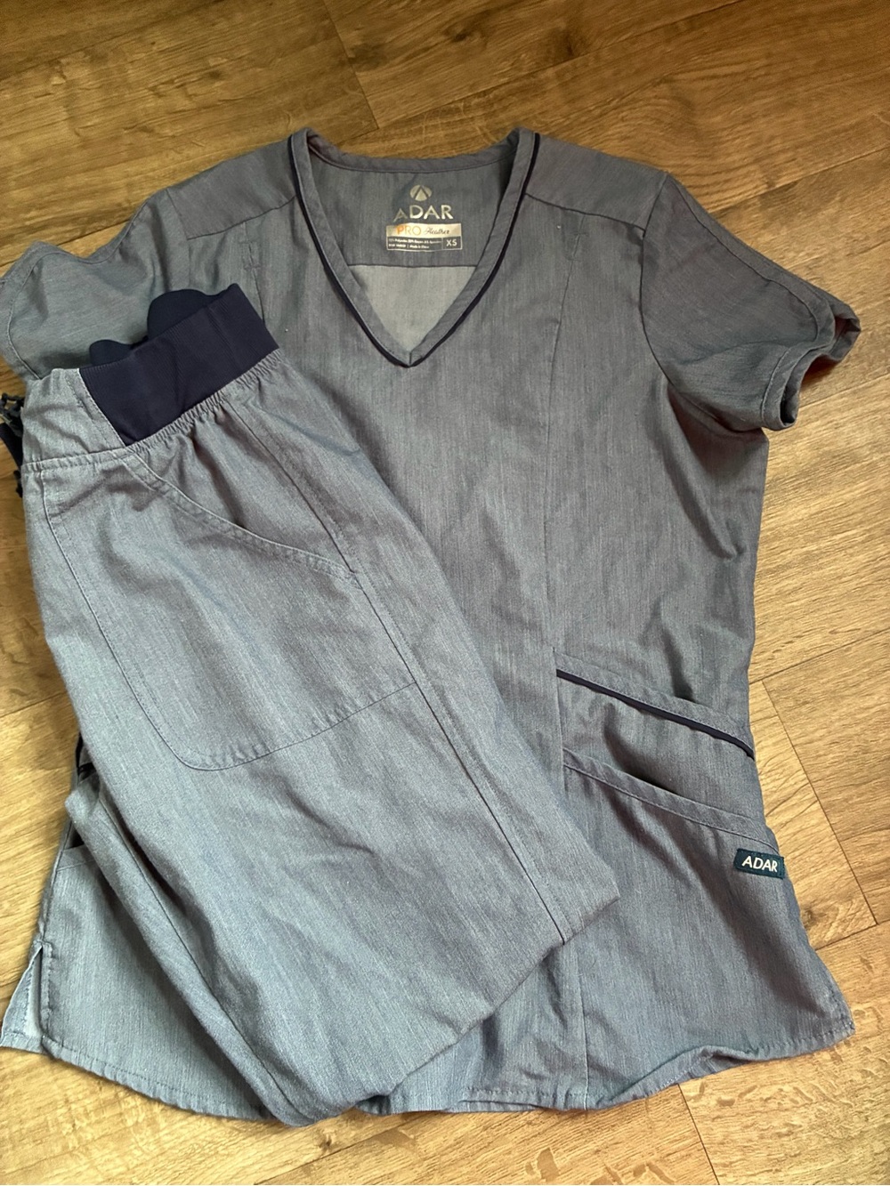 ADAR Medical Scrub Set in Heather Navy with Dark Navy Trim